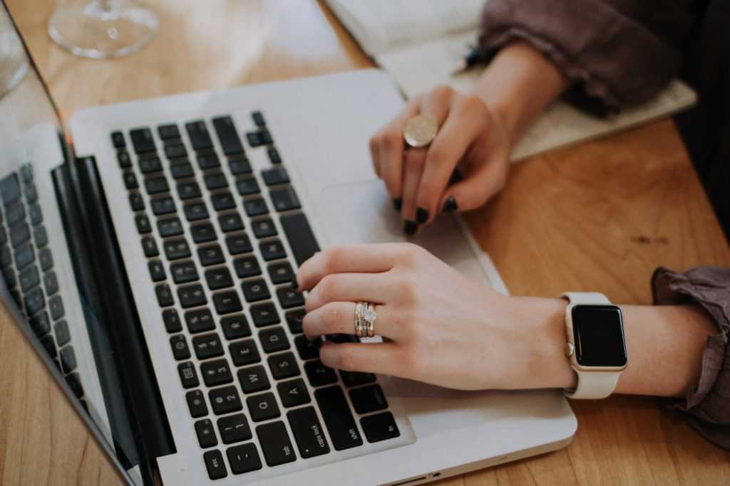 It's important to have a strong online presence when job hunting. Here are 3 ways to create a stronger online presence when applying for jobs.